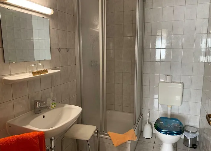 Pensionett ゲストハウス